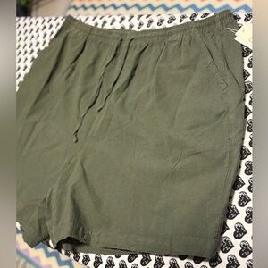 Erika Sage Green Women's Shorts size 3X new with tag